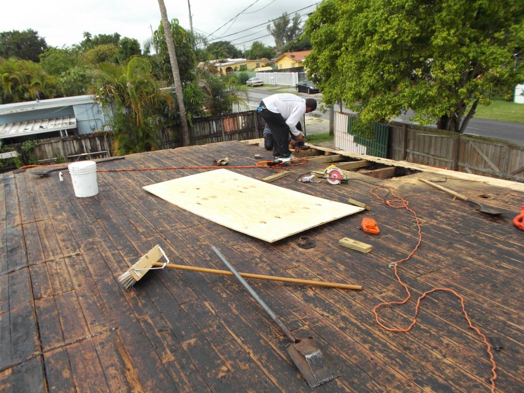 Roof Leak Repair in Arverne, NY